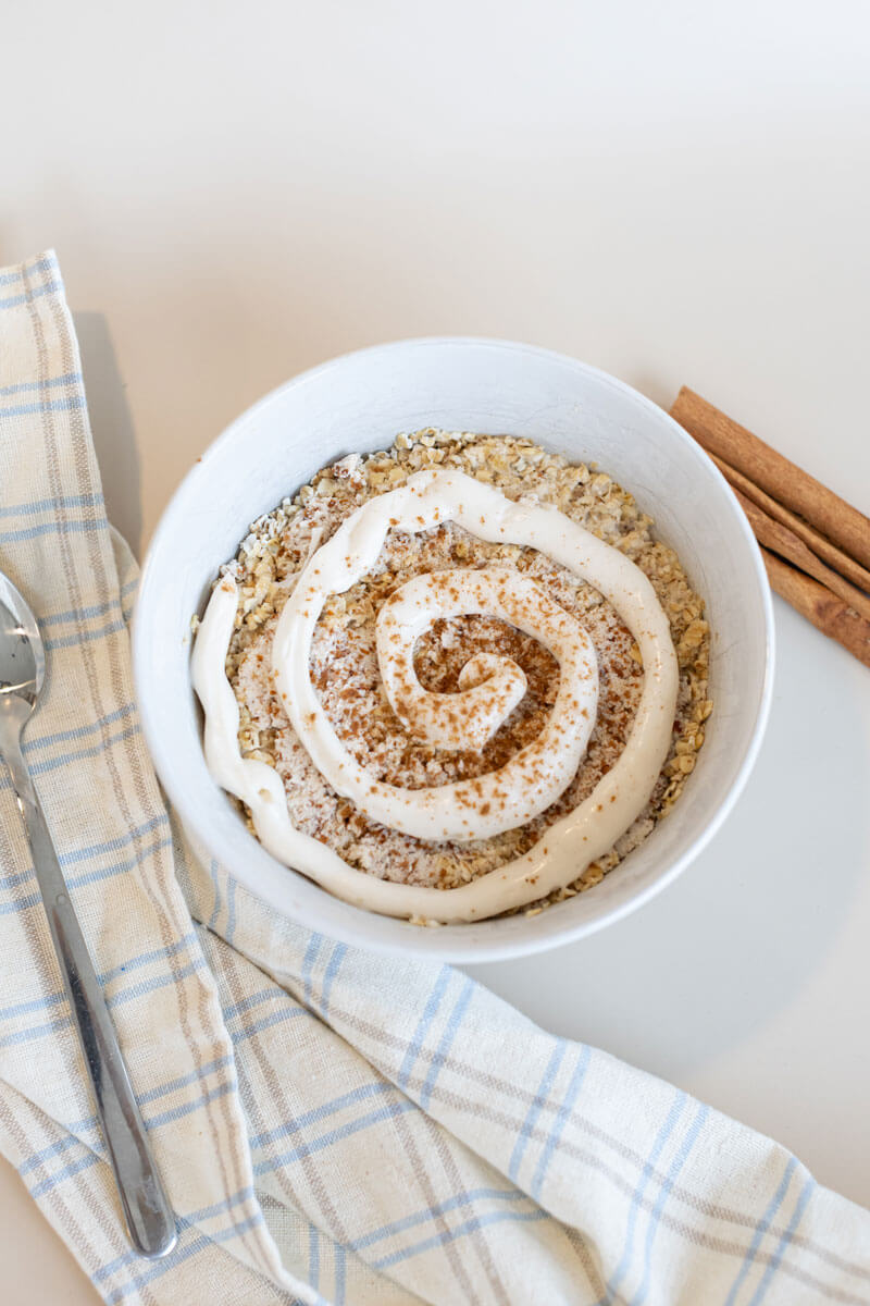 Pulpa sabor canela con remolino de queso crema 
