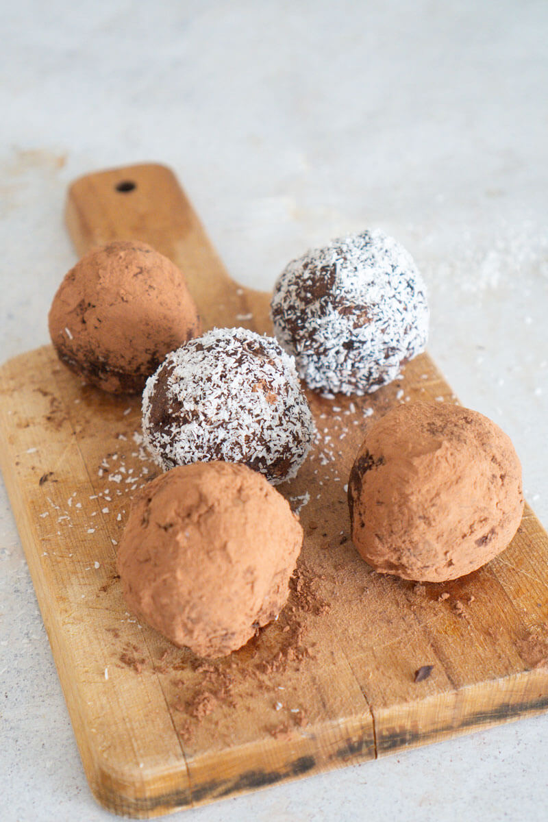 Bolitas de moca (con pulpa de leche de almendras)