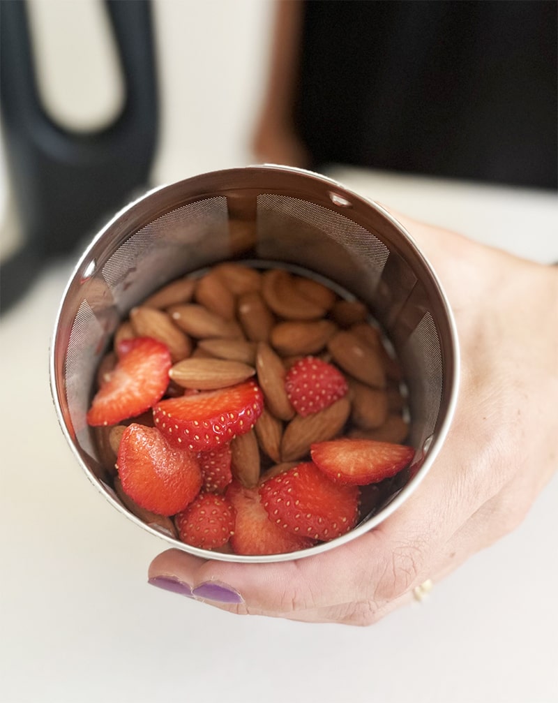 Leche de almendra y fresa