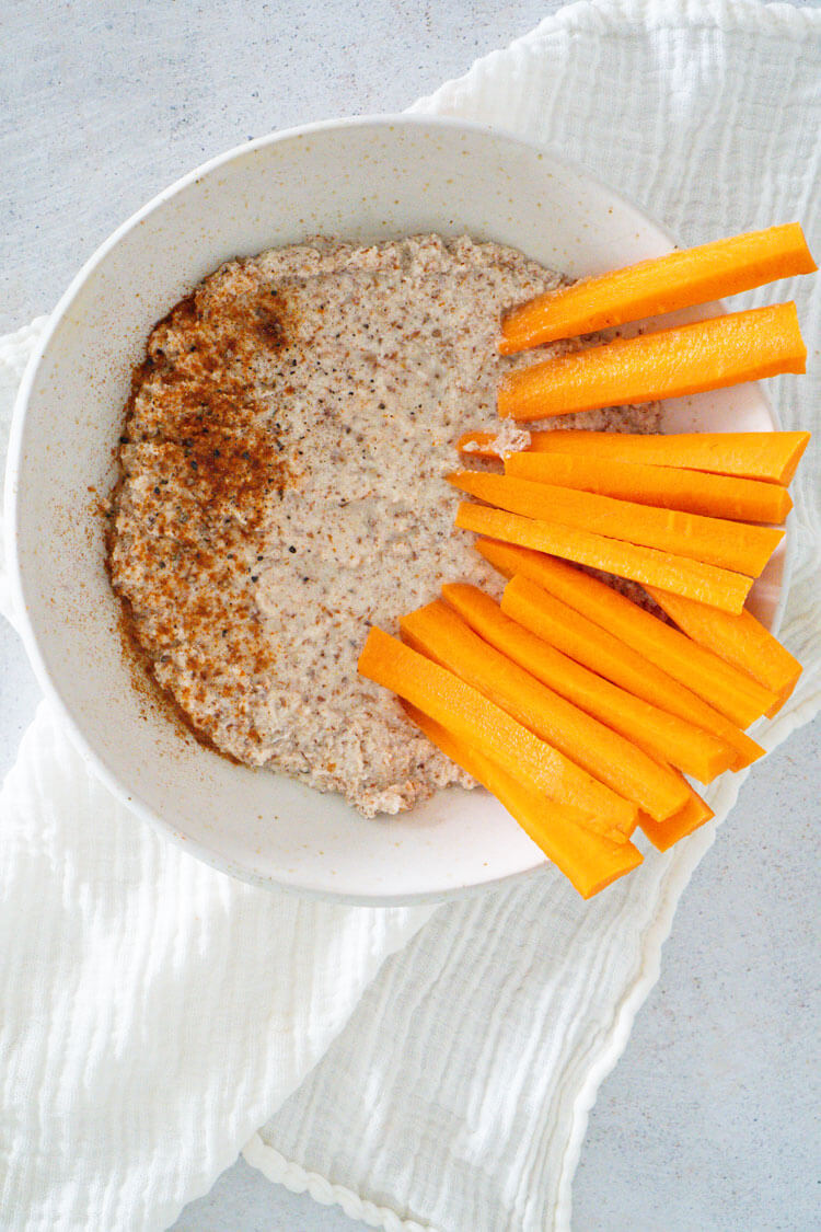 Hummus de pulpa de almendra