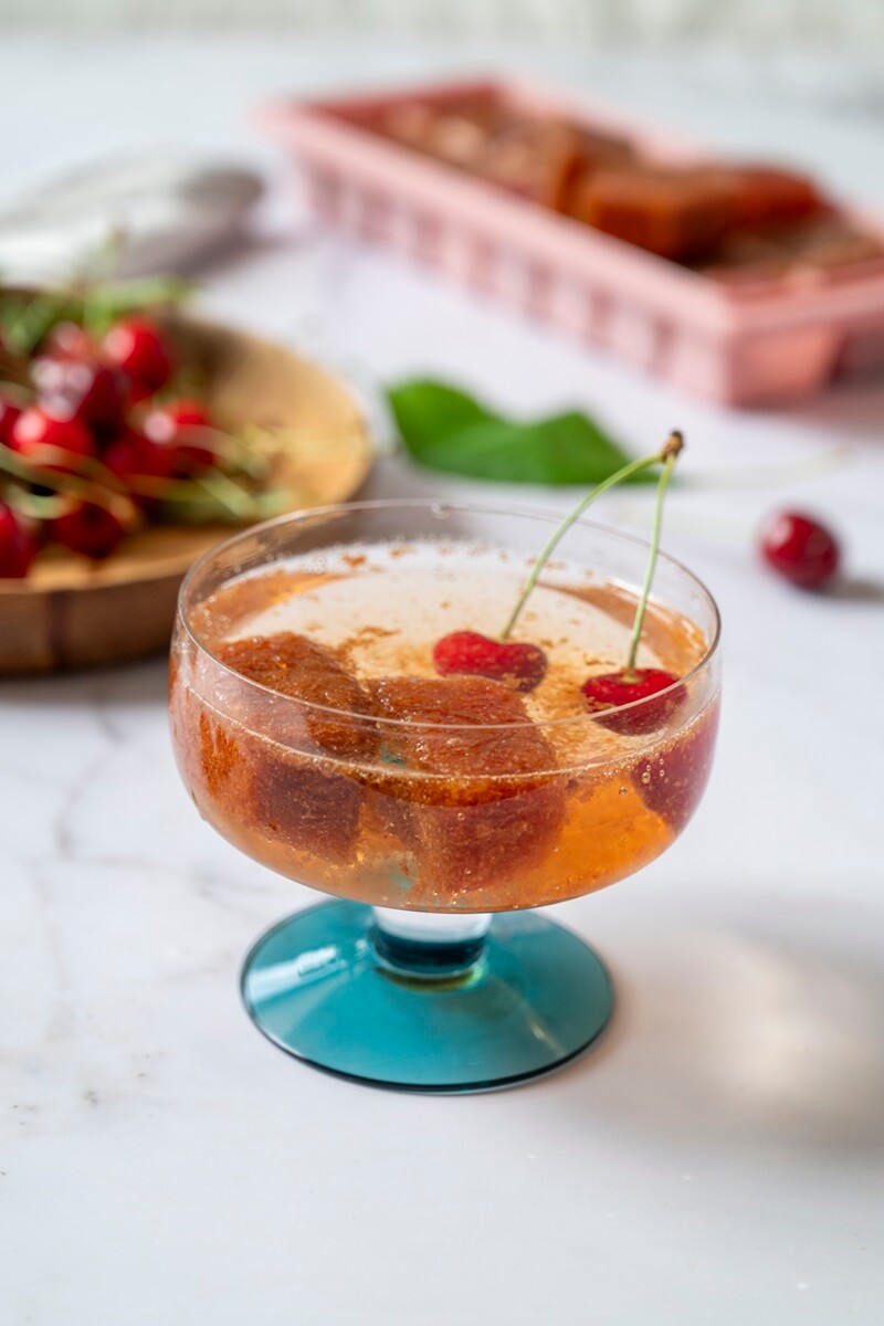 Cubitos de hielo de cereza y vainilla