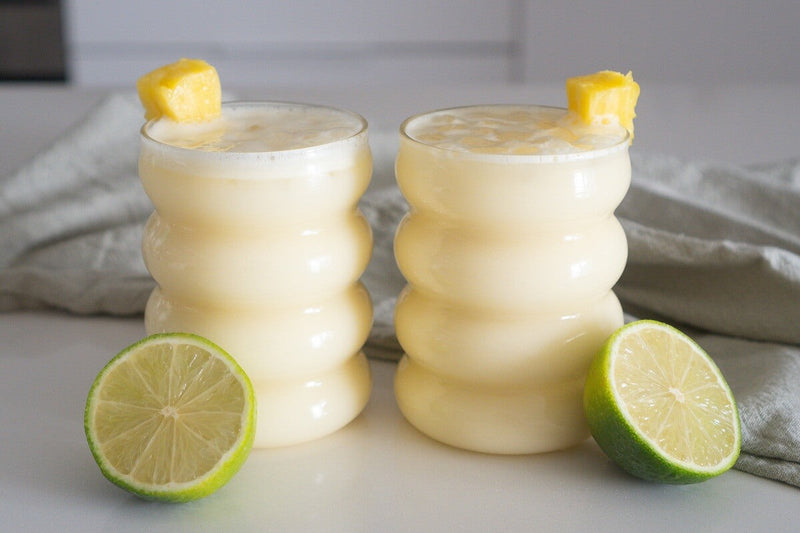 Bebida hidratante de piña y avena