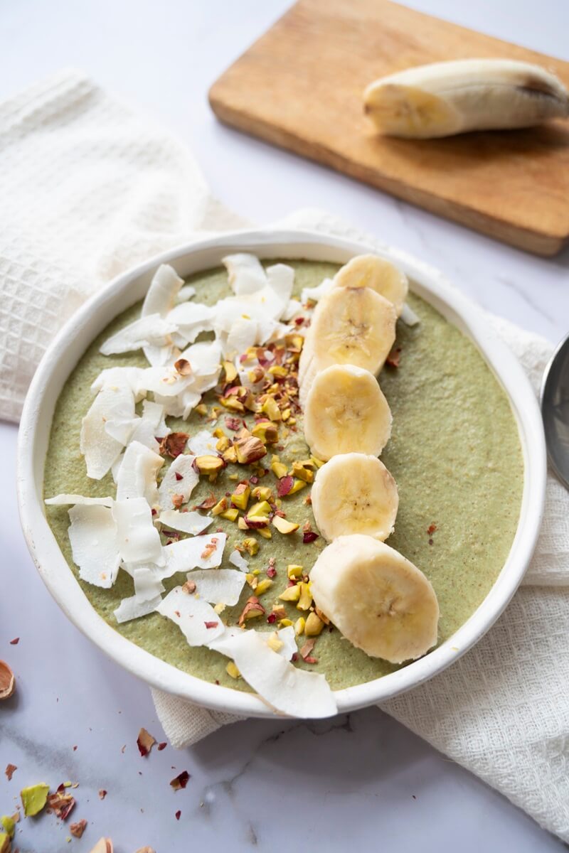 Smoothie bowl de pulpa de pistacho y avena